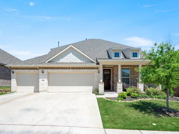1200 Daylily Dr, Northlake, TX 76226
