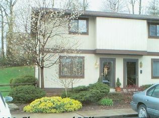 3 Cherrywood Ter, Beaver, WV 25813