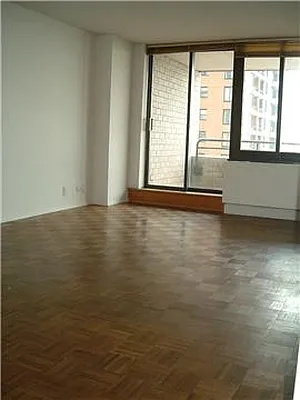 Rented by Furumoto Realty of New York City Inc | media 15