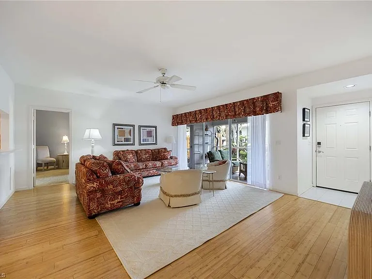4251 Lake Forest Dr #214 — Photo 7
