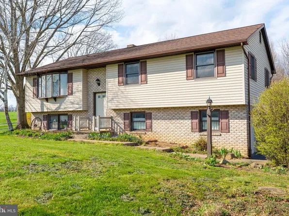 181 Bomberger Rd, Lititz, PA 17543