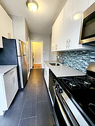 Rented by R New York