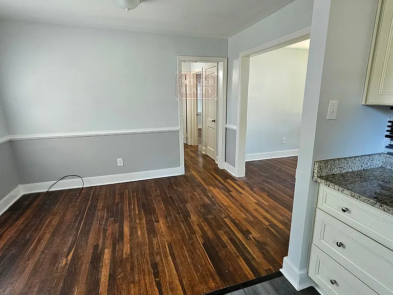 2331 Fleet Ave — Photo 20