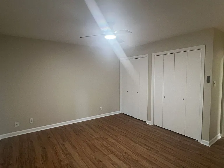 1199 Runnymede Ln — Photo 26