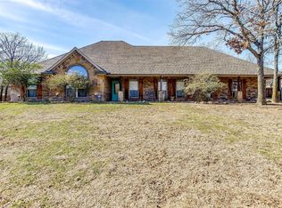 101 Oakmont Dr, Weatherford, TX 76088