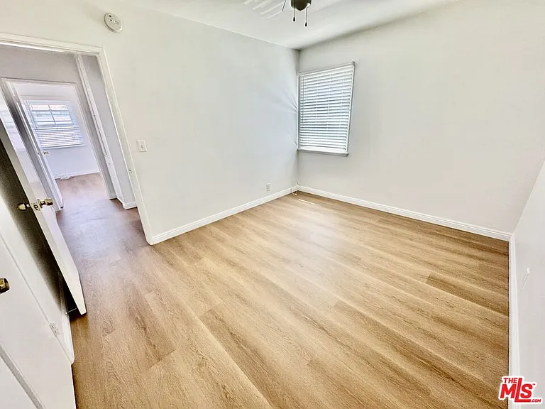 3713 1/2 Selby Ave — Photo 20