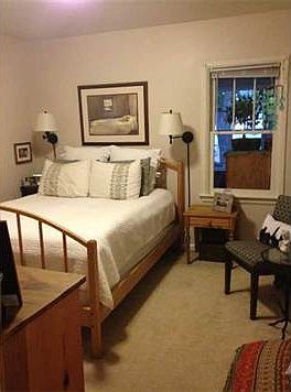 3rd image of 614 Burlington Ave