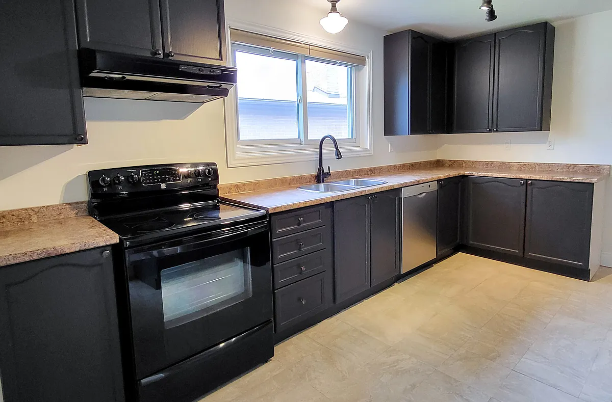 Building Photo - 20 Langwith Ct
