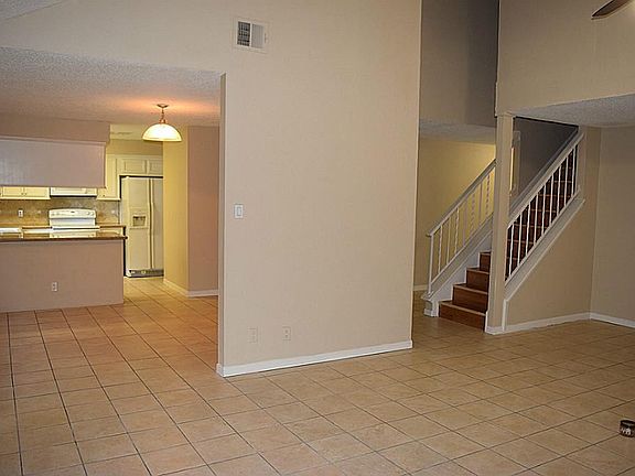 5th image of 22418 Coriander Dr
