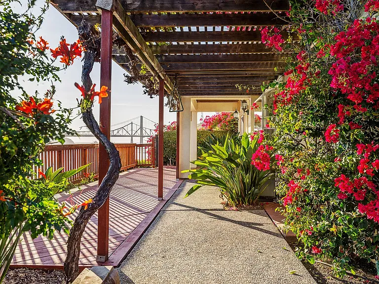 137 Camino Del Sol — Photo 38