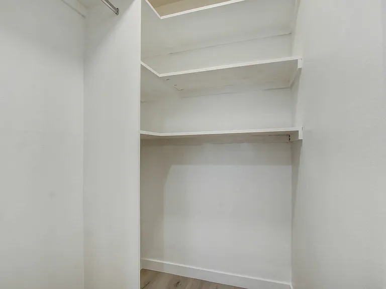 3700 Sepulveda Apartments — Photo 61