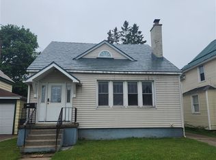 361 Dawson St, Sault Sainte Marie, MI 49783