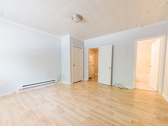 2nd image of 119 S 22nd St