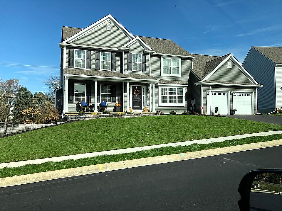 2nd image of 391 Darlington Ct