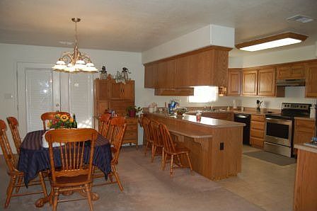 Open dining & kitchen