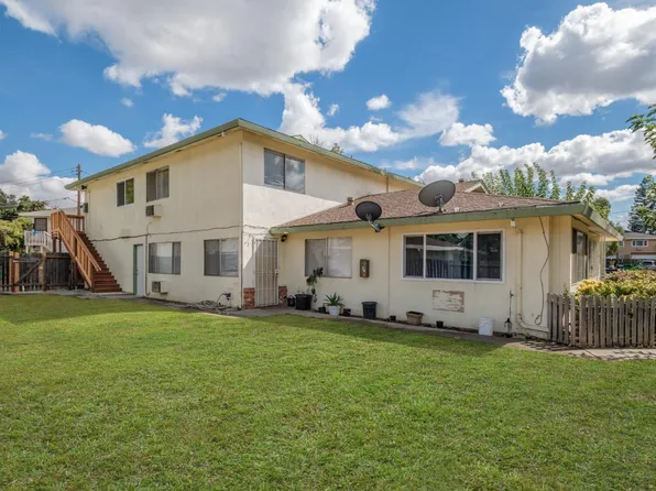 922 Carro Dr, Sacramento, CA 95825