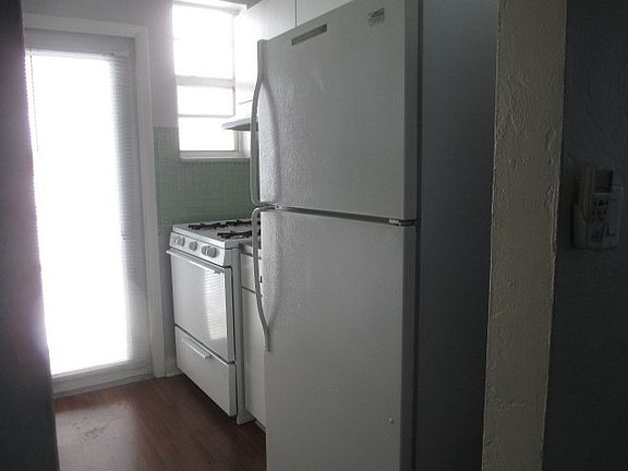 3rd image of 7510 Carlyle Ave APT 5