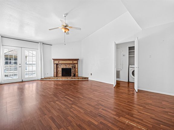 4th image of 9707 Richmond Ave APT 44