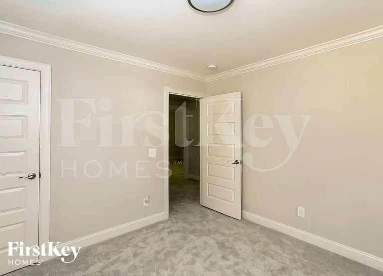 1242 Pless St NW — Photo 12