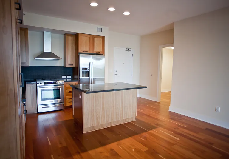 601 W Rosemary St #319 — Photo 3