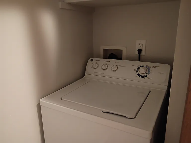 Prentiss Pointe Apartments — Photo 164