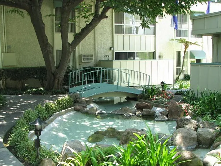 Woodcreek — Photo 19
