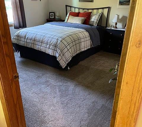 Upper Bedroom. New carpet