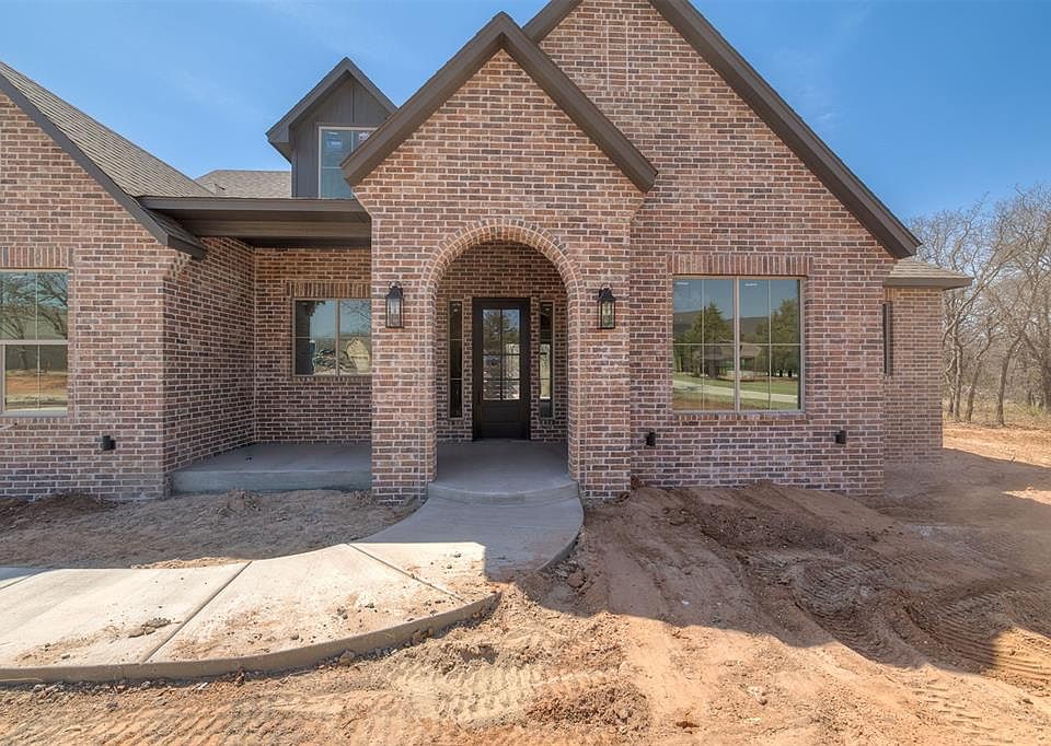 8001 Longbow, Arcadia, OK 73007 | Zillow