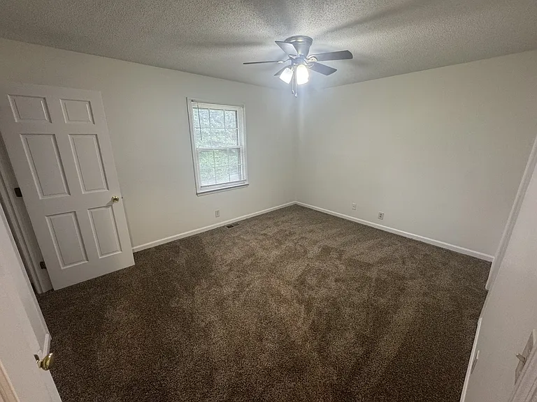 1247 Wenlon Dr — Photo 6