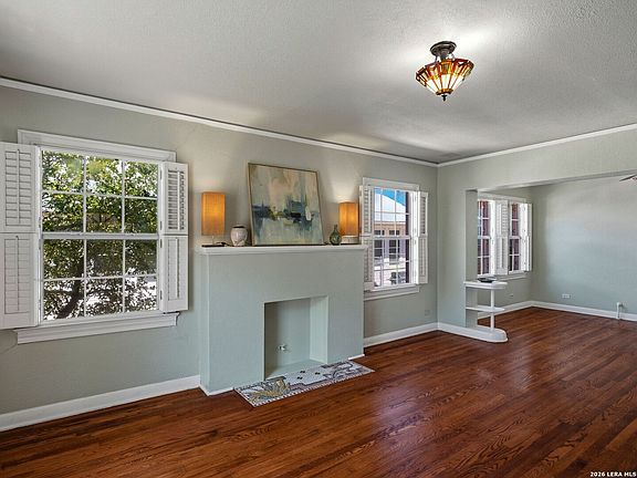 5th image of 311 Elmhurst Avenue