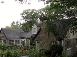 242 Renwick Dr, Ithaca, NY 14850