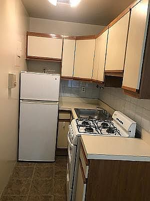 5th image of 57 W 90th St APT 7