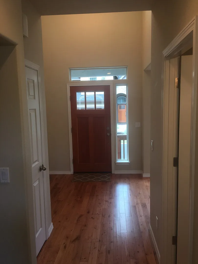 Beautiful Home in River Canyon Estates! Great Amenities! — Photo 3