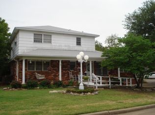 2012 W Oak Ave, Duncan, OK 73533