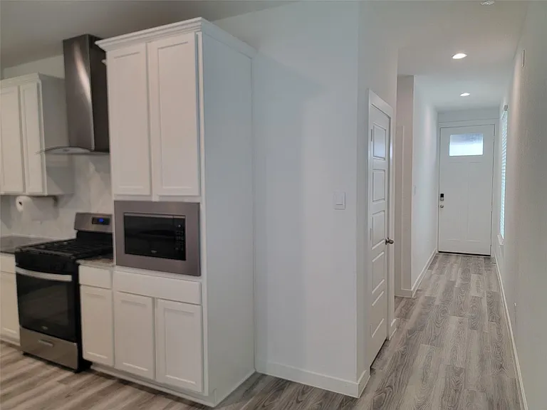 2934 Needham Garden Ln — Photo 3
