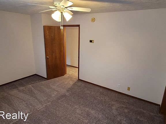 5th image of 3420 S 50th St #2