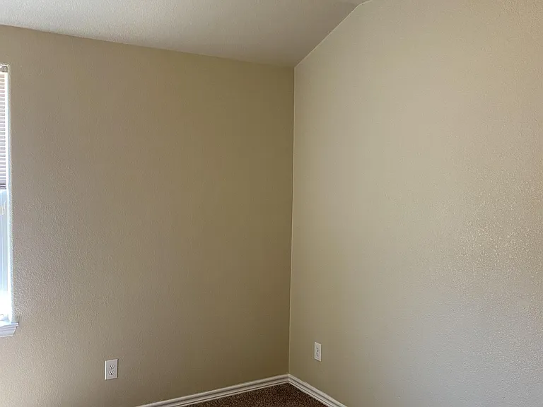 1401 Cavalry Ln #B — Photo 4