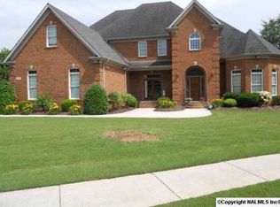 3100 Brook Park Dr SE, Owens Cross Roads, AL 35763