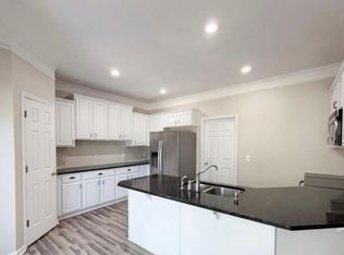 20223 Northport Dr, Cornelius, NC 28031