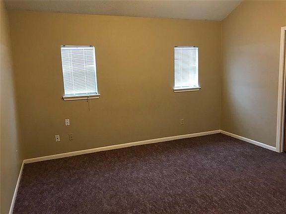 4th image of 11206 Willowood Creek Dr APT B