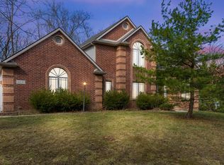 16235 Six Oaks Dr, Fort Wayne, IN 46845