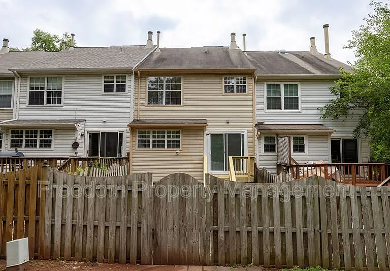 8644 Sanderling Dr — Photo 5