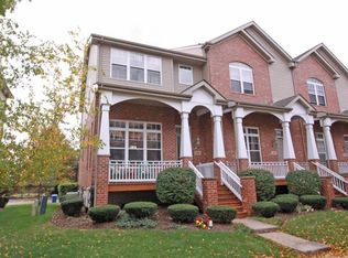 1120 Longwood Dr, Lisle, IL 60532