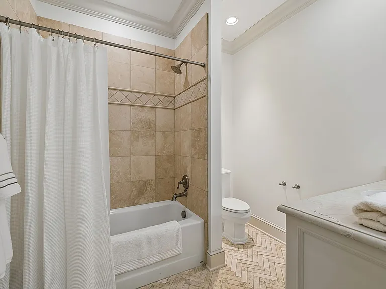 4533 Alcott Dr — Photo 49