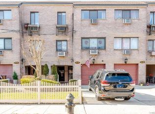 153-18 83rd St #5B-U, Jamaica, NY 11414