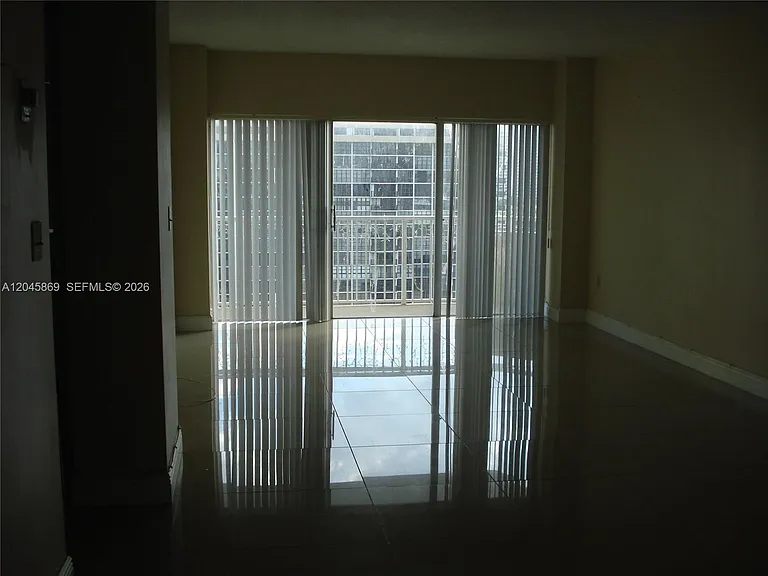 1965 S Ocean Dr #10P — Photo 4