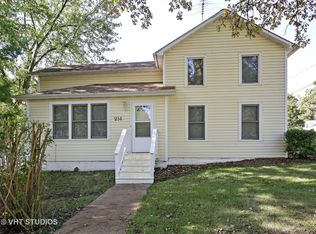 214 Babcock St, Elburn, IL 60119