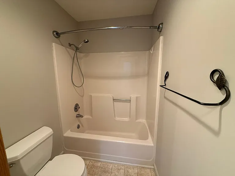 301 N 15th St #214 — Photo 7