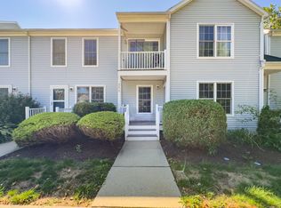 240 Laura Blvd UNIT 240, Norwich, CT 06360