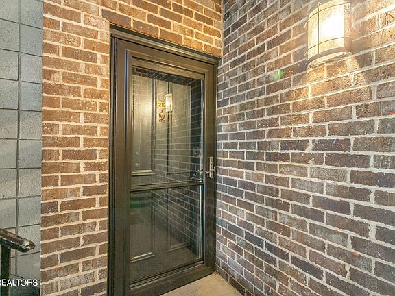 3rd image of 3636 Taliluna Ave APT 219